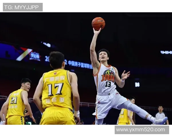 CBA季后赛第四场辽宁对阵广厦精彩对决回顾与分析