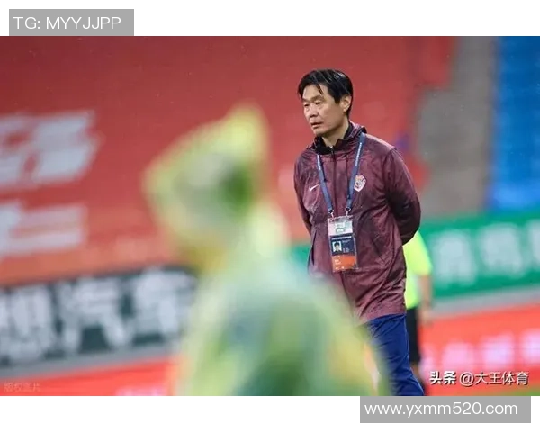 中超倒数第3青岛海牛新帅确认!降级队老帅顶替李霄鹏,沙龙清欠没有完结